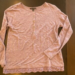 100% Linen Vintage Banana Republic Heathered Lavender Lace-Hem Henley